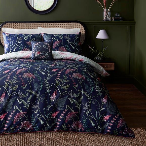 17 Navy Bedding Sets To Make Your, Cool Super King Size Bedspreads