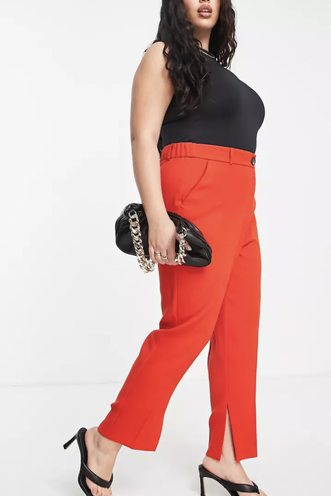 Black shirt and Red Pants Outfit Ideas