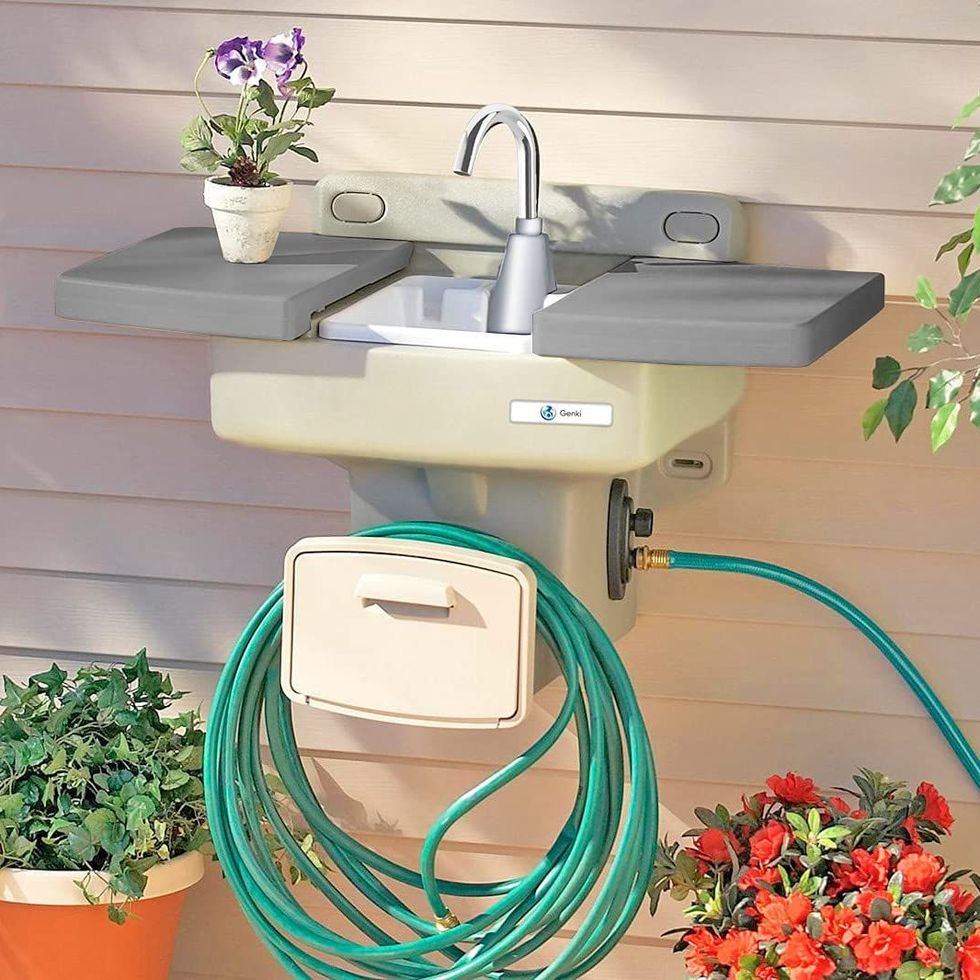 Outdoor Garden Sink and Potting Station