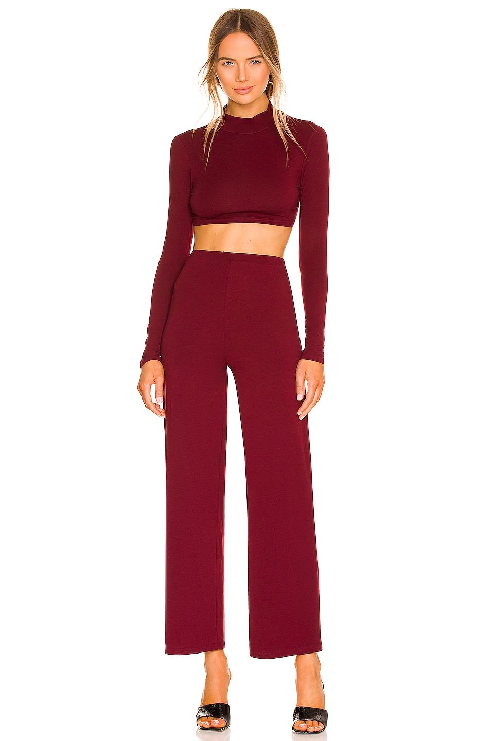20 Cute Red Pants Outfit Ideas to Shop in 2023