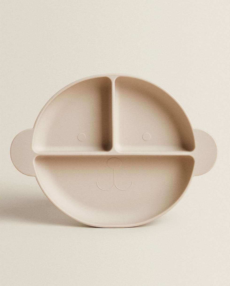 FACE DESIGN SILICONE PLATE WITH COMPARTMENTS