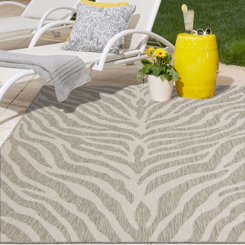 9 Best Cheap Outdoor Rugs for Your Deck or Patio — Affordable Indoor/Outdoor  Rugs