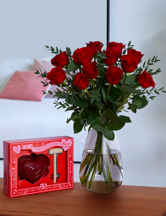 Want to Make Your Loved One's Smile? Gift Your Special Ones with Best  Chocolate Bouquet with