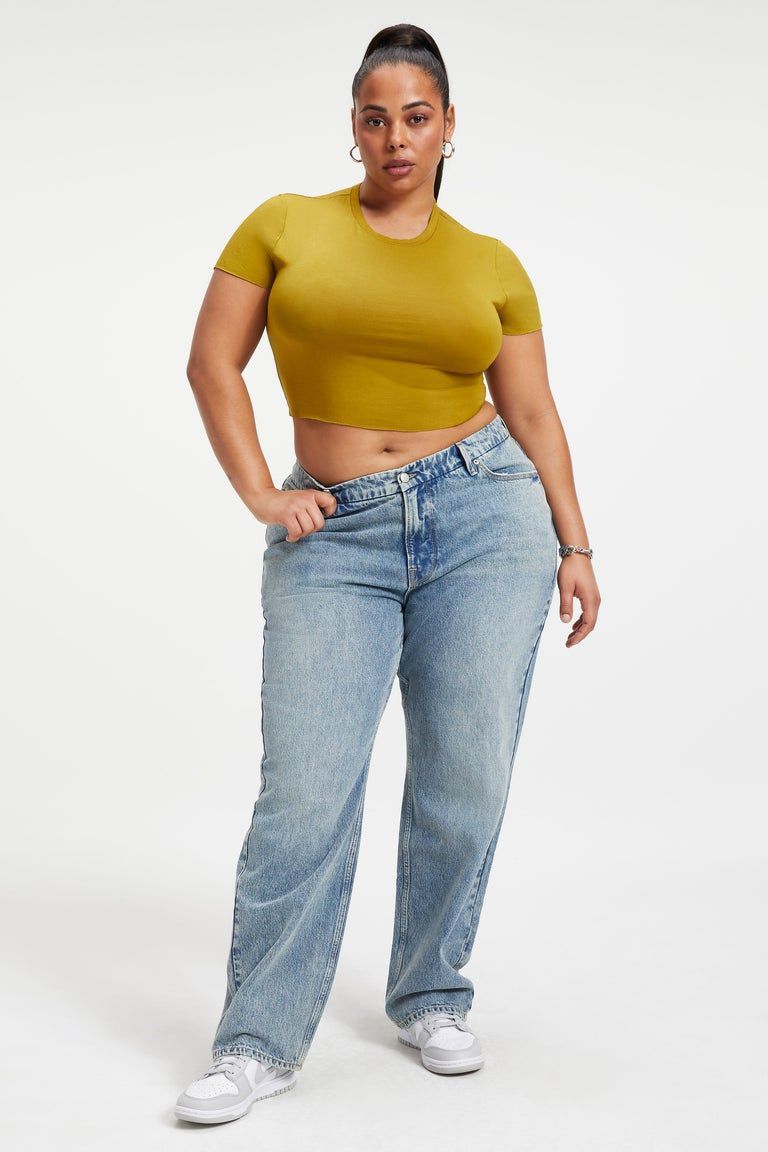 21 Cute Crop Top Outfit Ideas to Wear and Shop in 2023