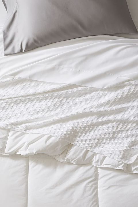 17 Best Cooling Comforters For Hot, Best Duvet Filling For Hot Sleepers