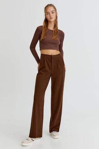 Loose fit trousers with darts