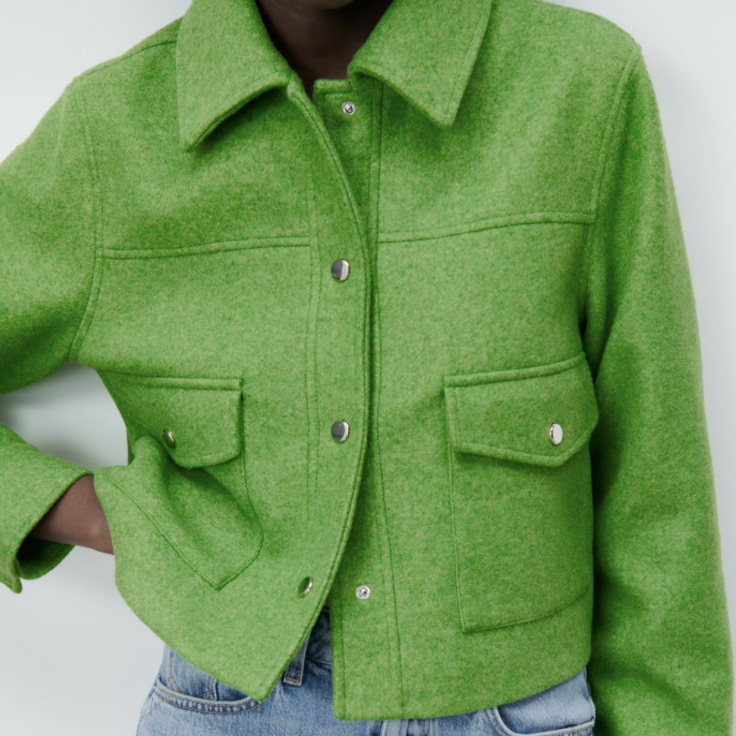 Cropped Soft Overshirt in Green