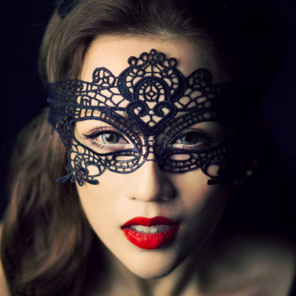 Black Lace Mask