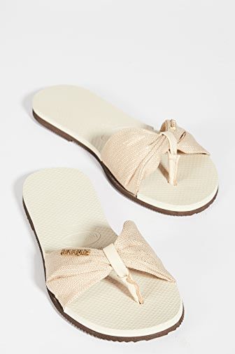 15 Chic Beach Wedding Shoes, Sandals and Wedges for Brides in 2023