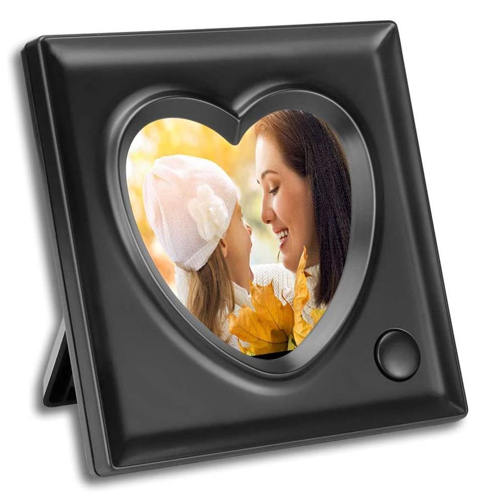 Voice-Recordable Frame