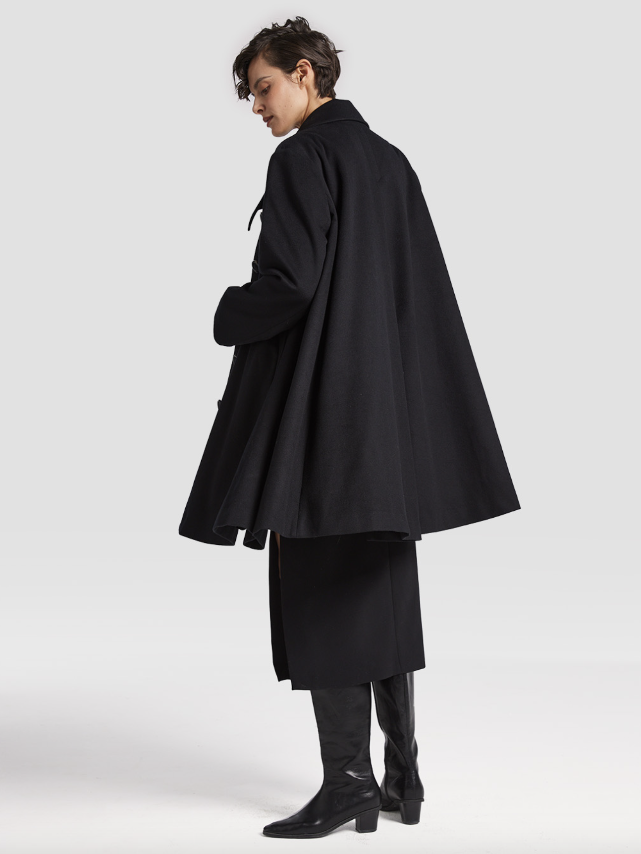 Cape Coat for Women 2023: The 13 Best Cape Coats to Wear Now