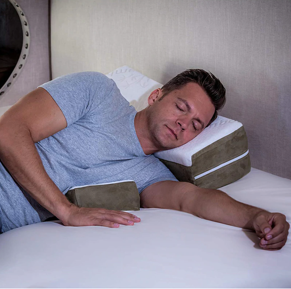 The Best Pillows for Side Sleepers in 2024, According to Experts - Side  Sleeper Pillows