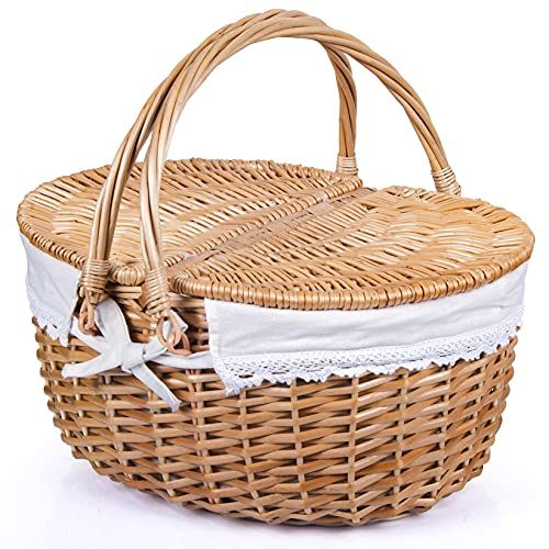Wicker Picnic Basket with Romantic Lining