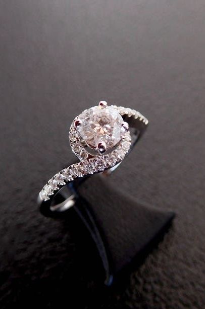 18ct & brilliant cut diamond halo engagement ring art deco vintage style
