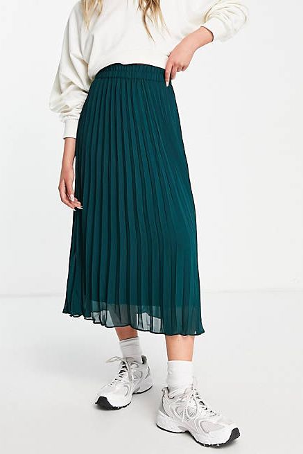 Pleated skirts: Best pleated midi skirt to shop now