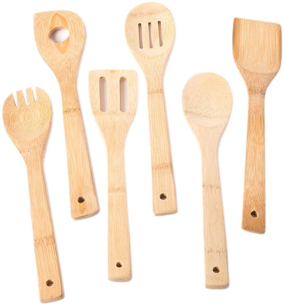 https://hips.hearstapps.com/vader-prod.s3.amazonaws.com/1646857160-best-sustainable-products-bamboo-spoons-1646857141.jpg?crop=1xw:1xh;center,top&resize=980:*