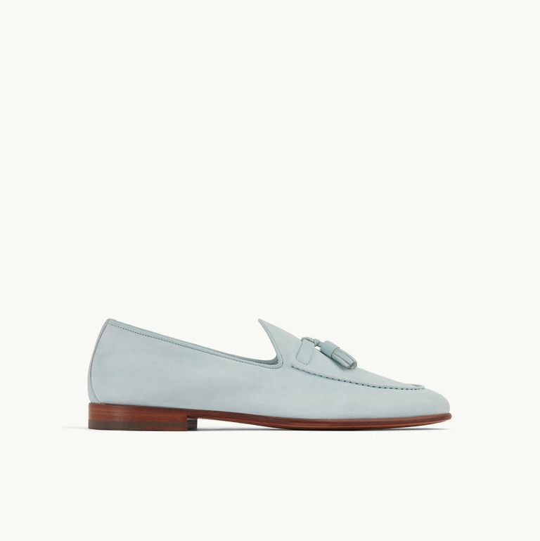 Netflix《柏捷頓家族》Malone Souliers聯名鞋款：Alberto淺藍色麂皮樂福鞋