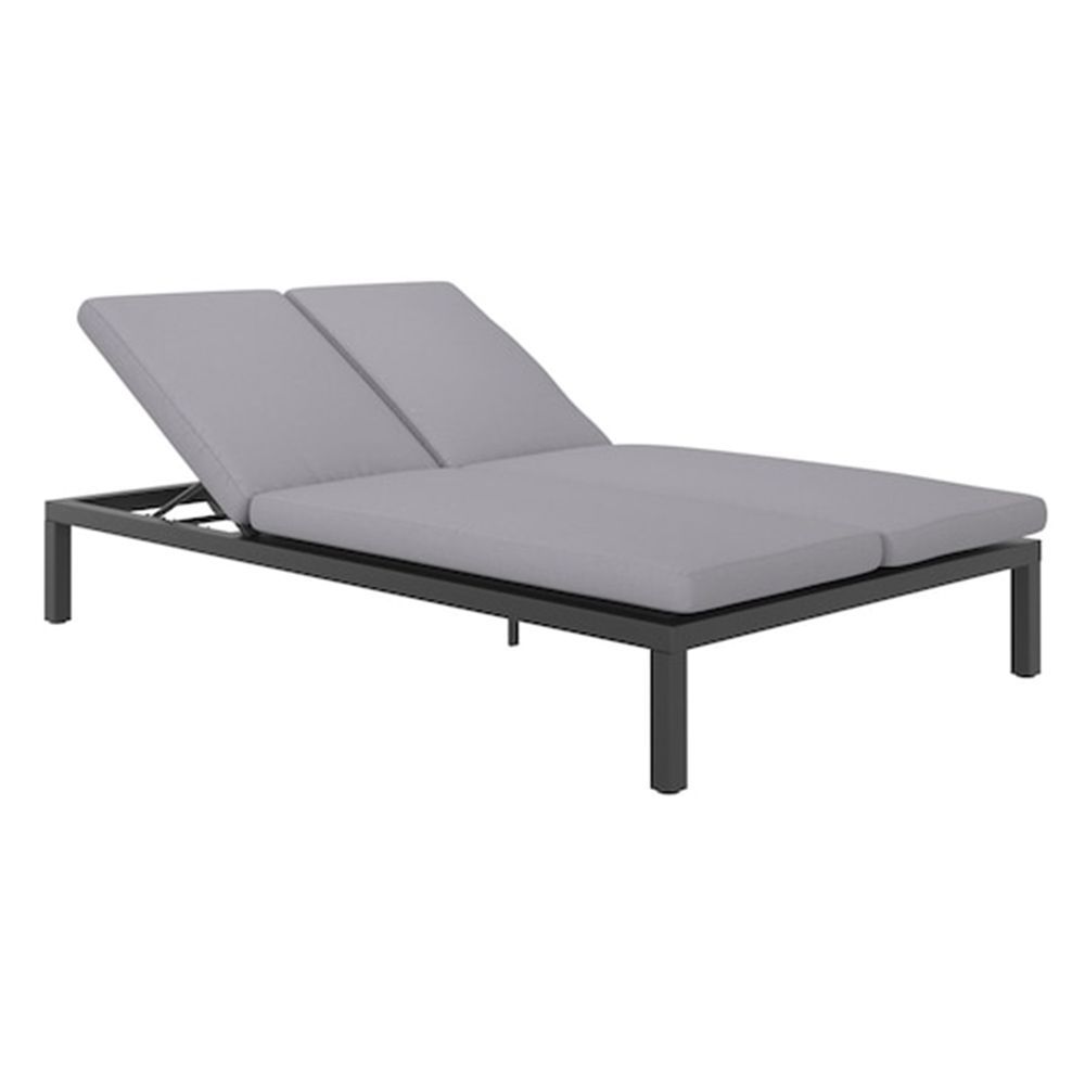 outdoor chaise lounge for seniors