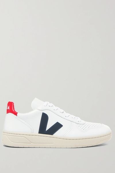 White on sale stylish trainers