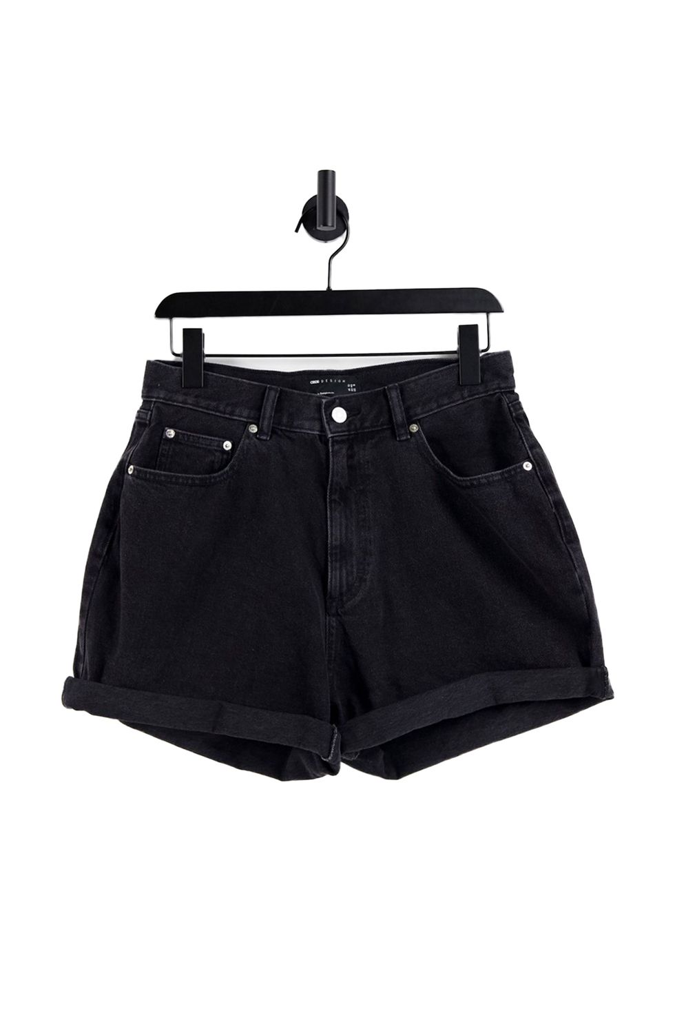 The Best Jean Shorts for Women to Wear in Summer 2023