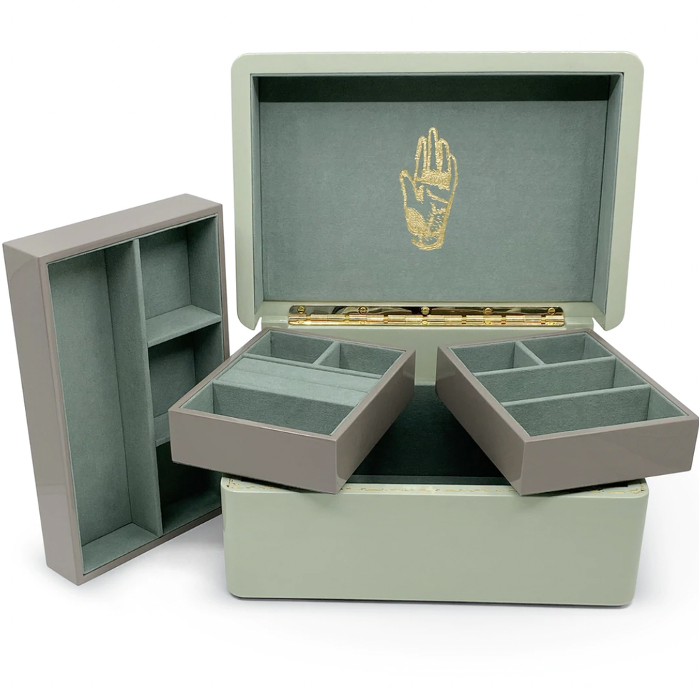 10 Awesome Luxury Jewelry Boxes You Could Buy Right Now