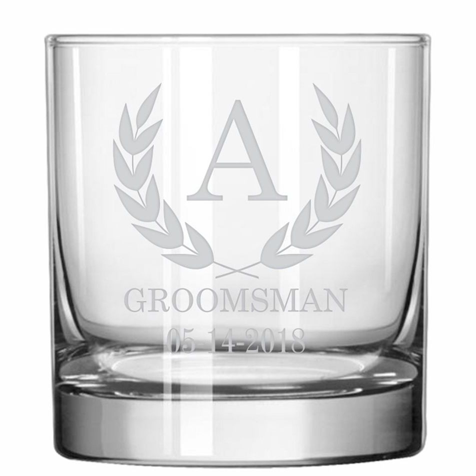21 Best Groomsmen Gifts for 2024 - Classic and Unique Groomsmen Gift Ideas