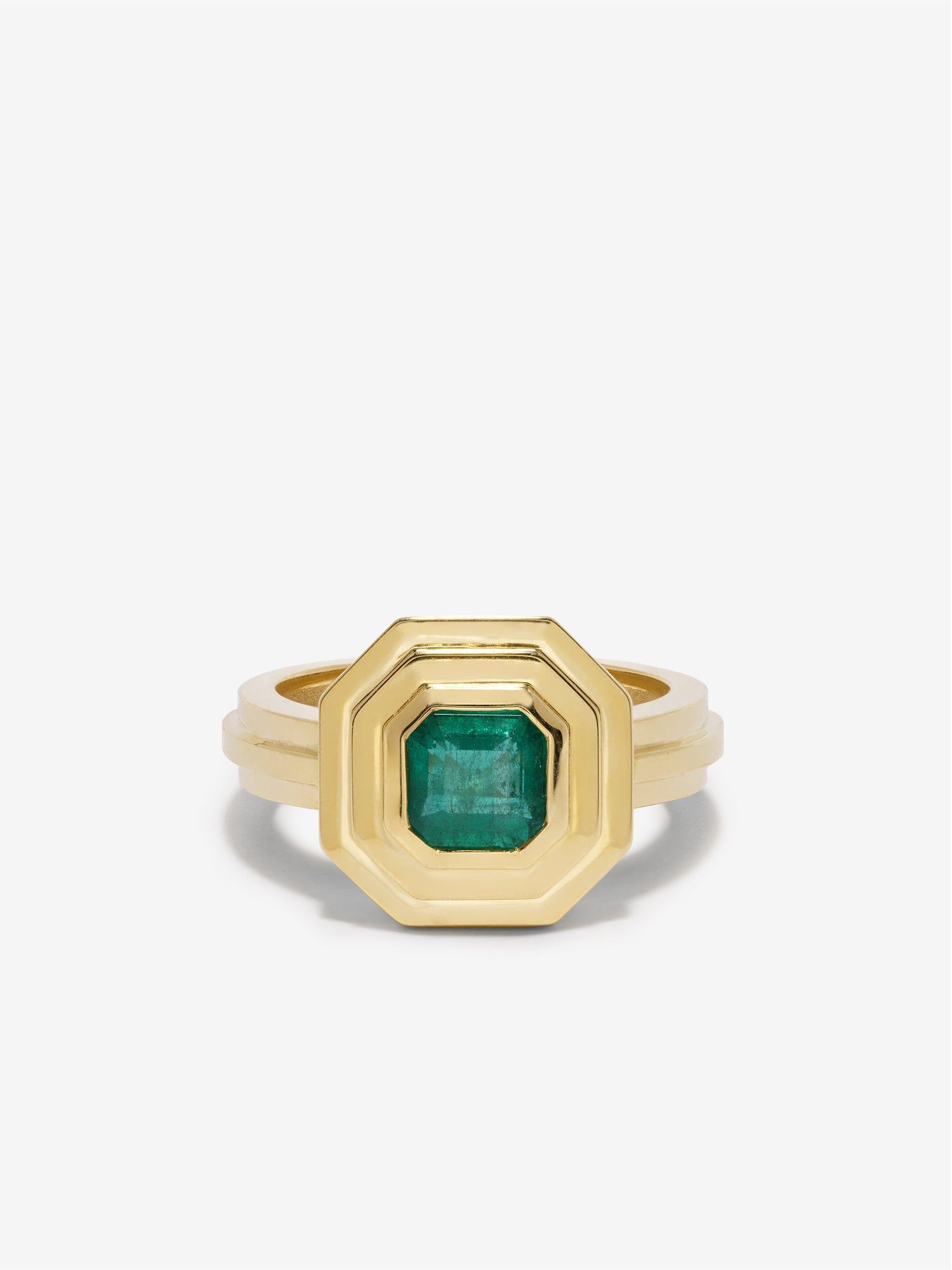 Square emerald hot sale gold ring