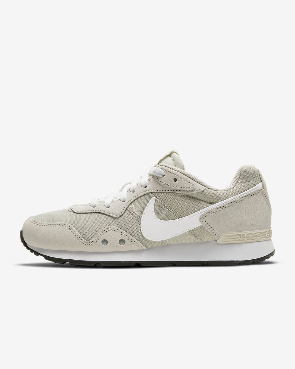 Nike Venture Runner