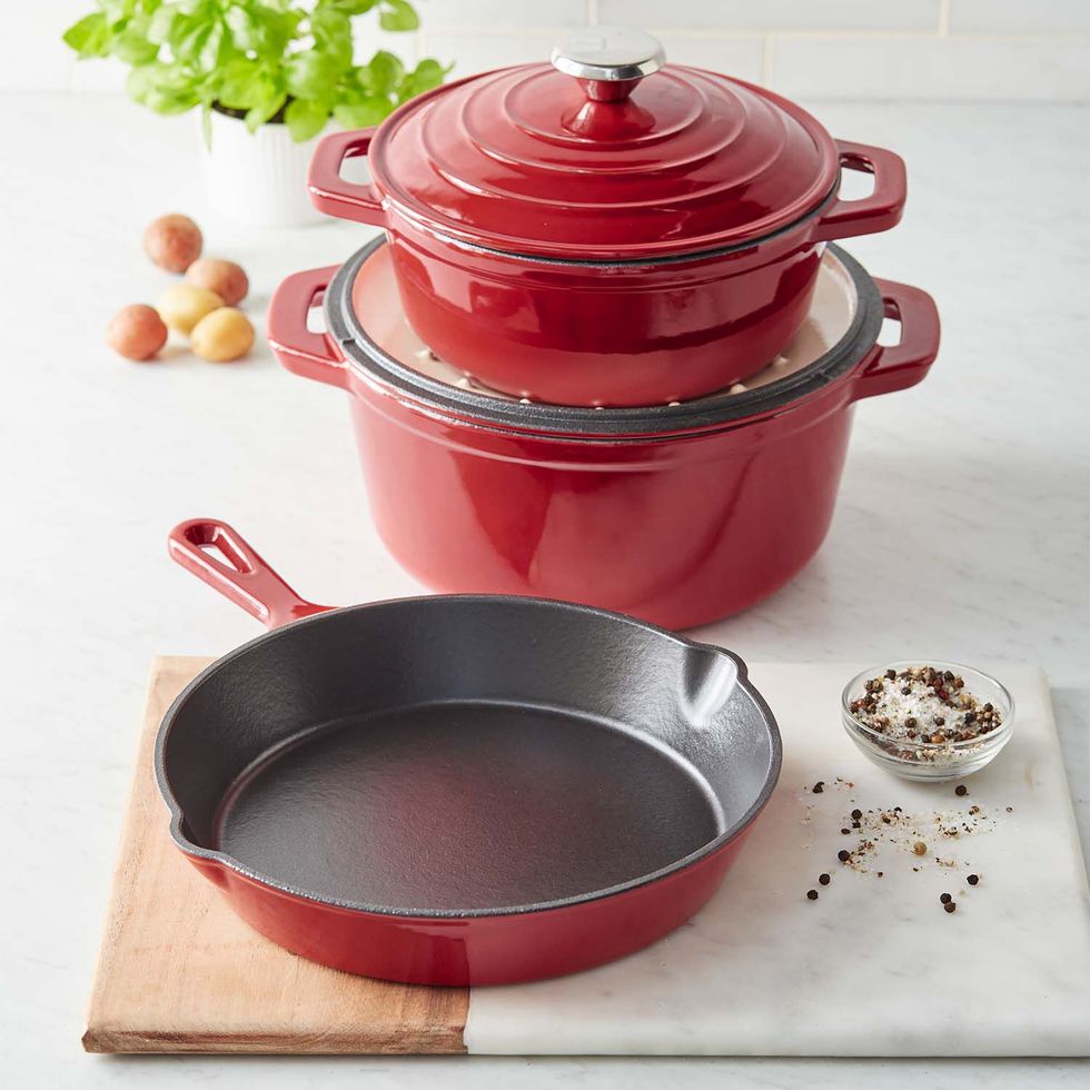 The Le Creuset Sale in 2022 Is Happening at Sur La Table