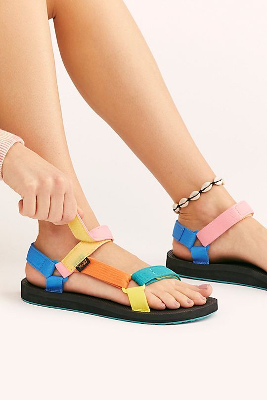 Summer walking sandals store womens