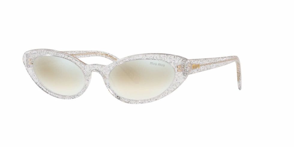 Where to Buy Selena Gomez’﻿s Chic Glitter Sunglasses On Sale