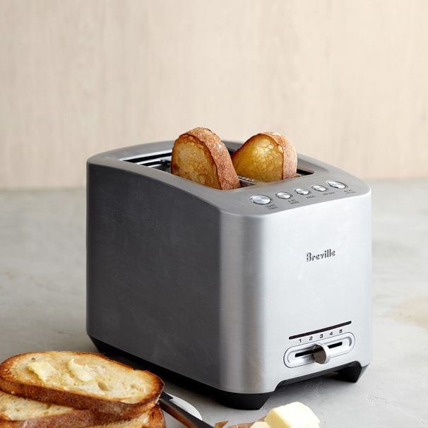 https://hips.hearstapps.com/vader-prod.s3.amazonaws.com/1649706702-breville-die-cast-2-slice-smart-toaster-o.jpg?crop=0.854xw:0.854xh;0,0.146xh&resize=980:*