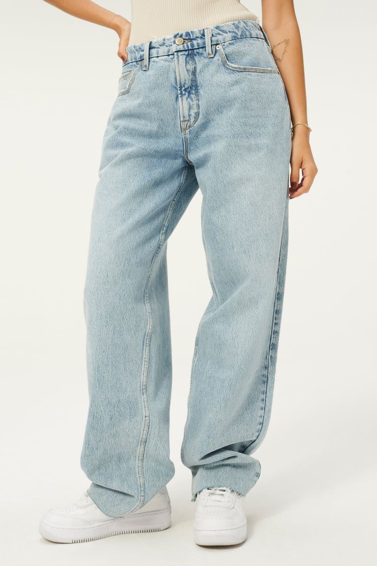 The Best Baggy Jeans 2022: Best Wide-Leg and Loose Denim for Women