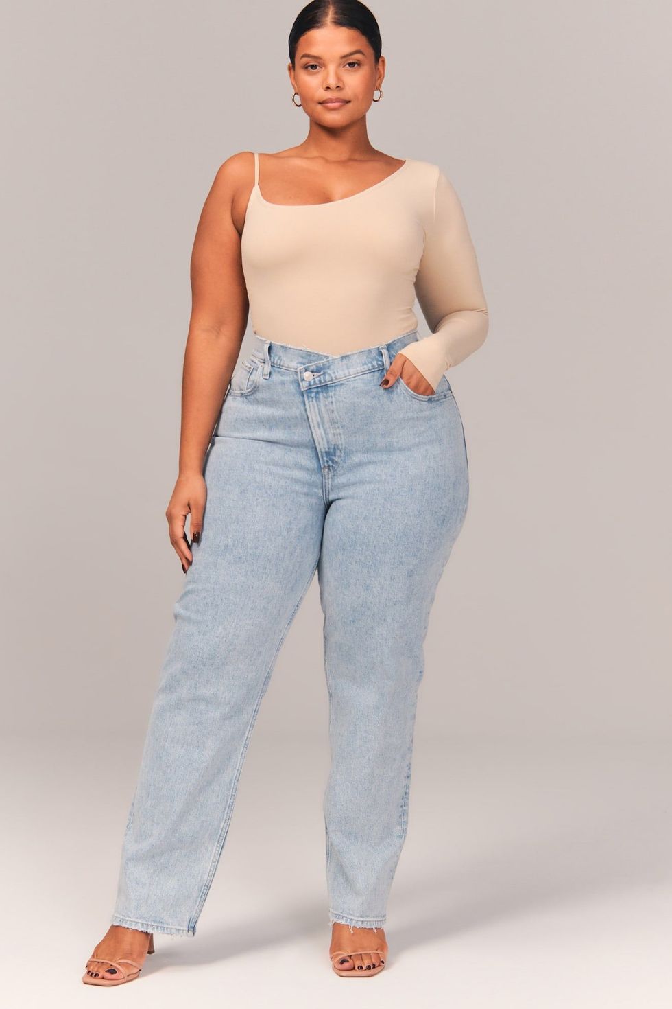 Women's Tall Cropped Jeans