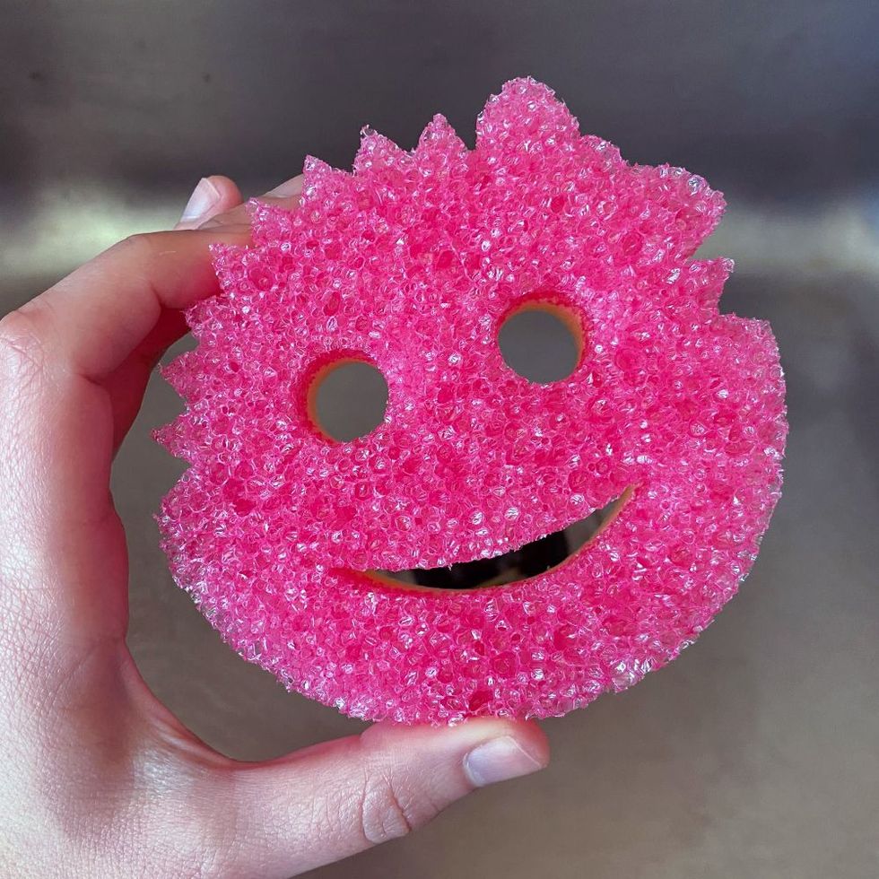 Have A Smiley Face Scrubber? Need A Smiley Face Sponge Holder For