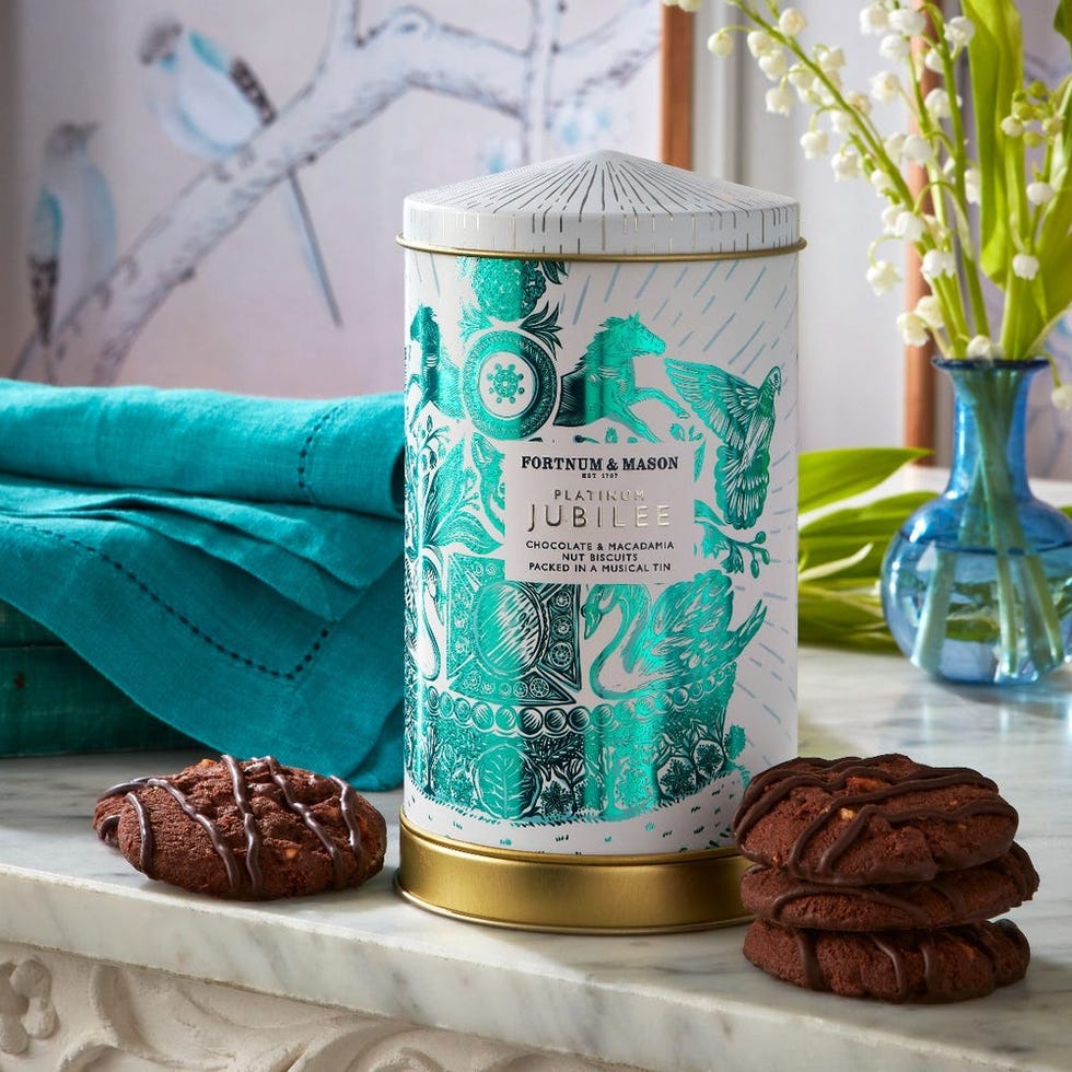 Fortnum's Platinum Jubilee Mini Musical Biscuit Tin