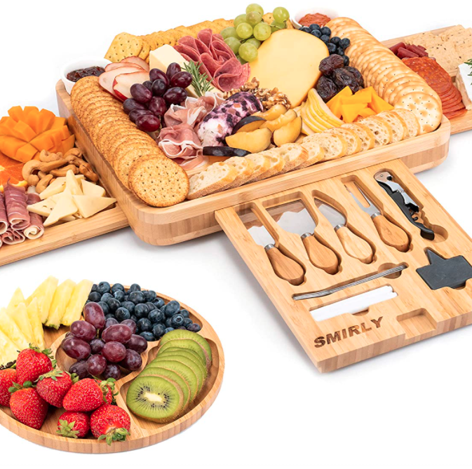 Round Charcuterie Board for Friends - DESIGN: BETTERWITHAGE