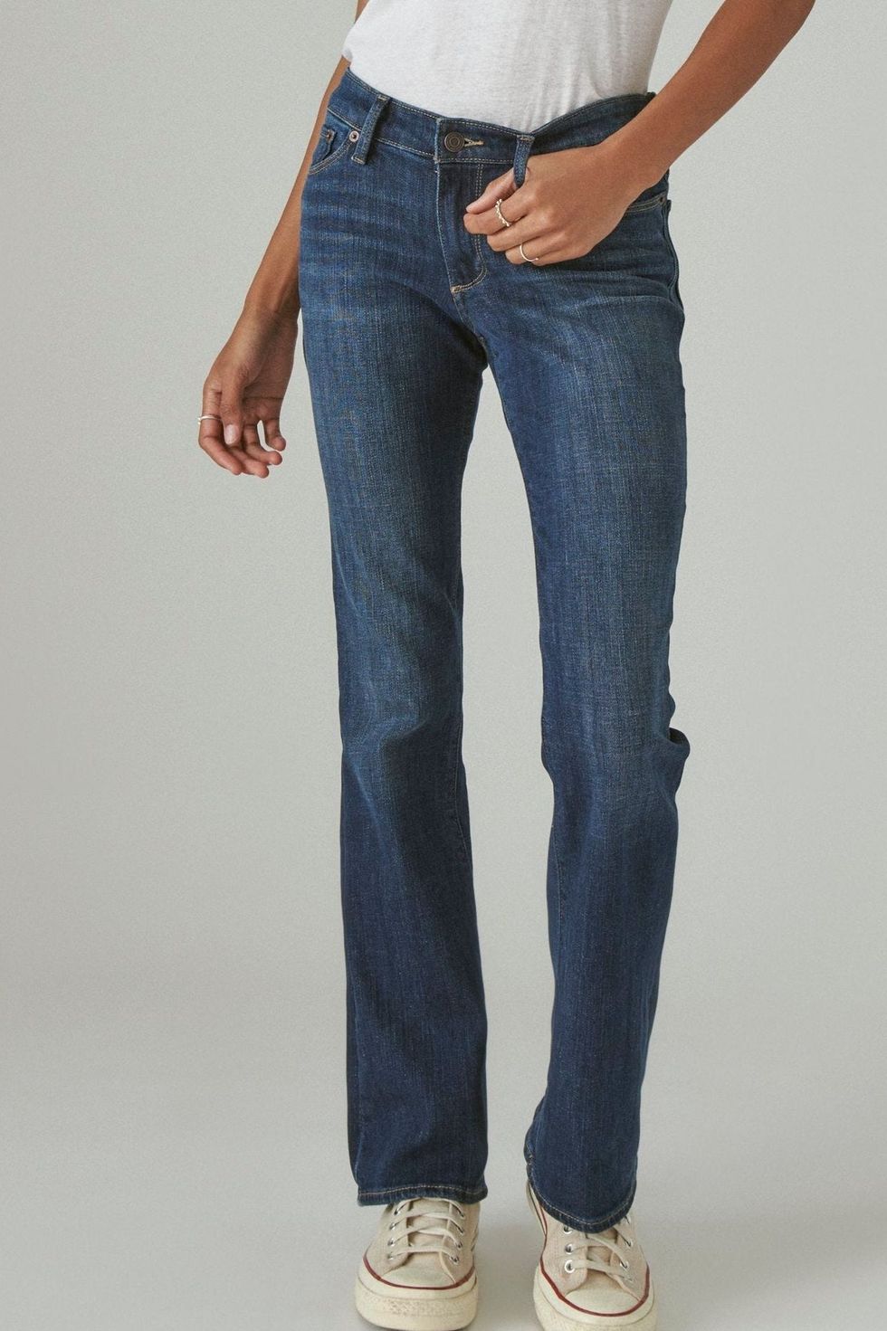 Lucky Brand Jeans Mid Rise Sweet Straight Jean  Lucky brand jeans, Straight  jeans, Lucky brand
