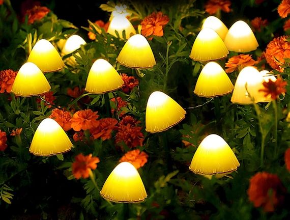 Set of 12 Mini Solar Mushroom Light / Outdoor Solar Garden