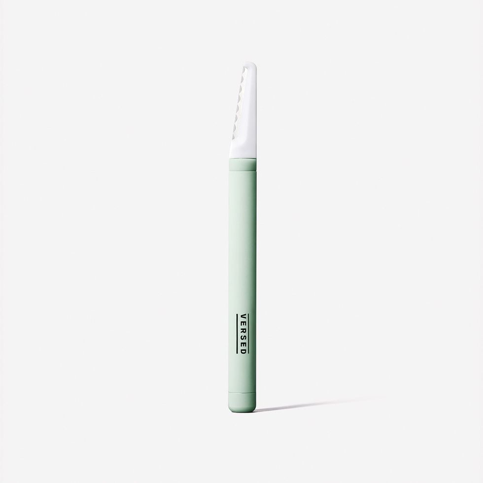 Instant Gratification At-Home Dermaplaning Tool