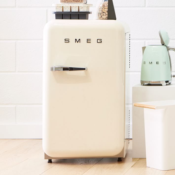 Best mini fridge with deals freezer for dorm