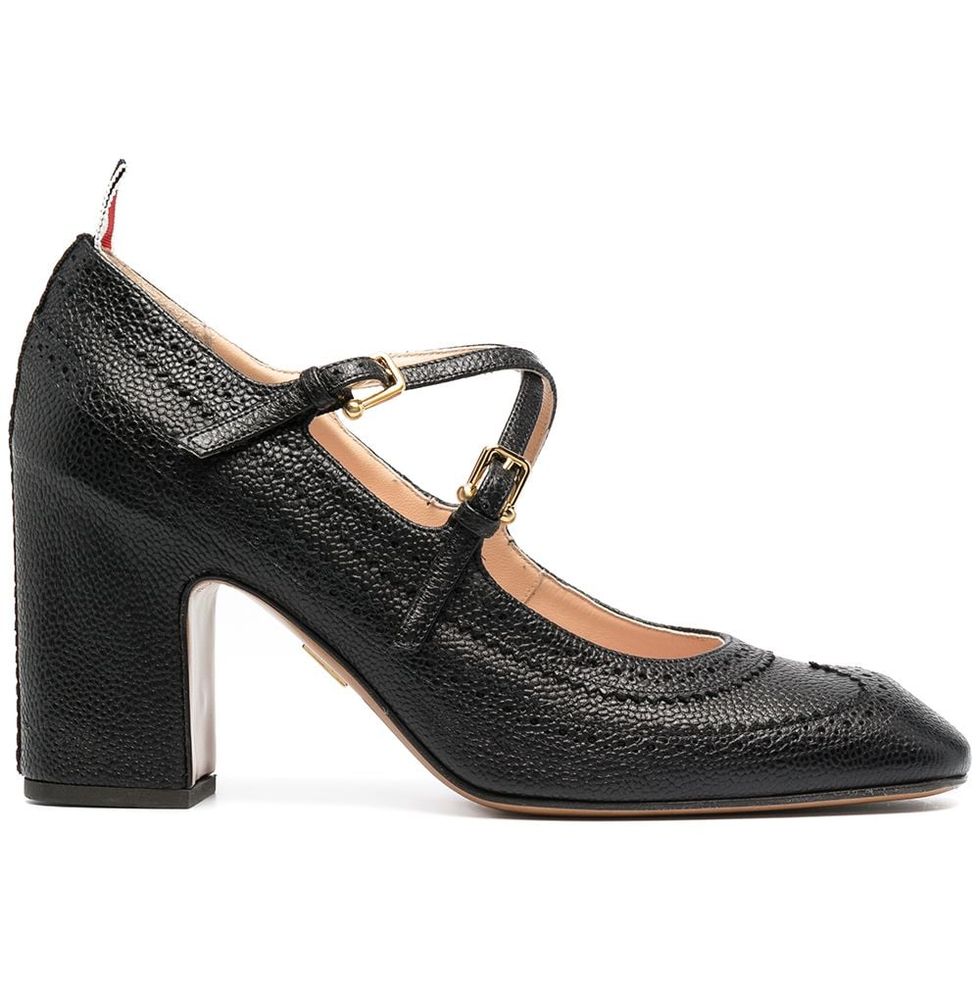 瑪莉珍鞋推薦：Thom Browne雕花設計高跟瑪莉珍鞋