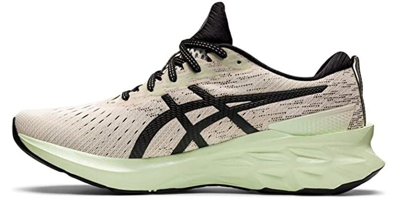 asics jogging shoes