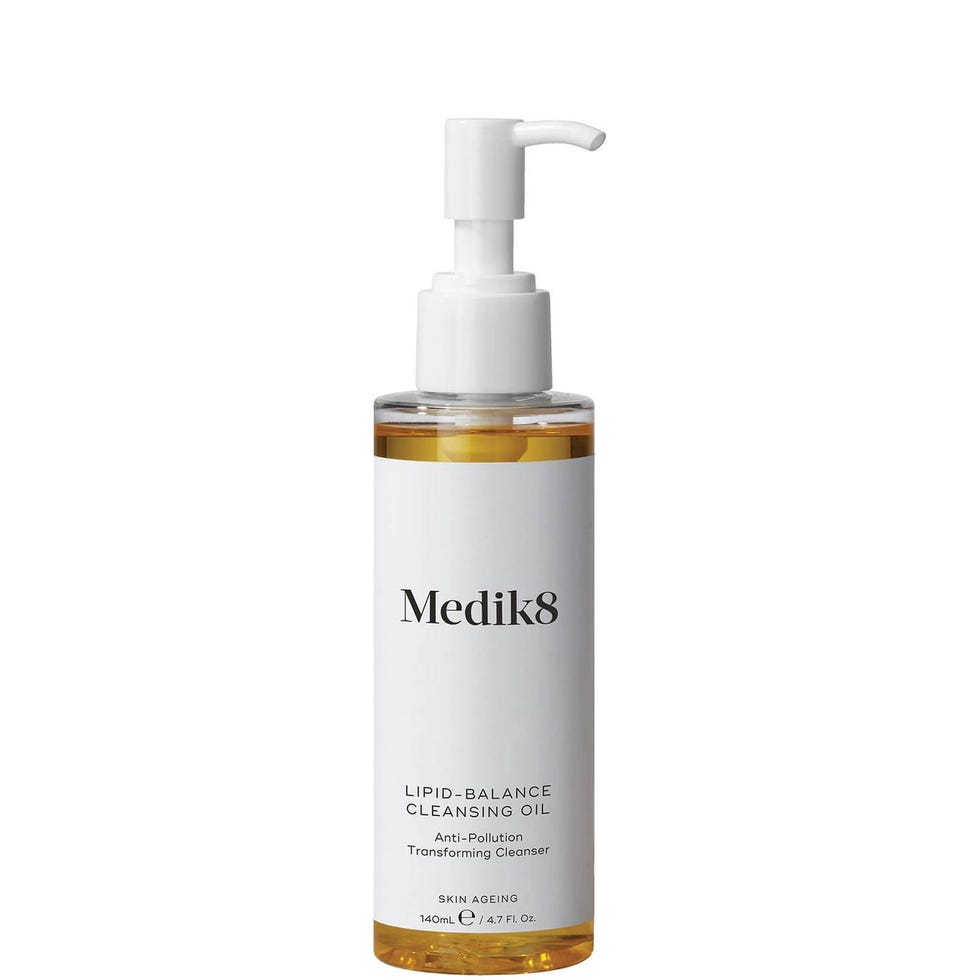 Medik8 Lipid-Balance Cleansing Oil Medik8 Lipid-Balance Cleansing Oil