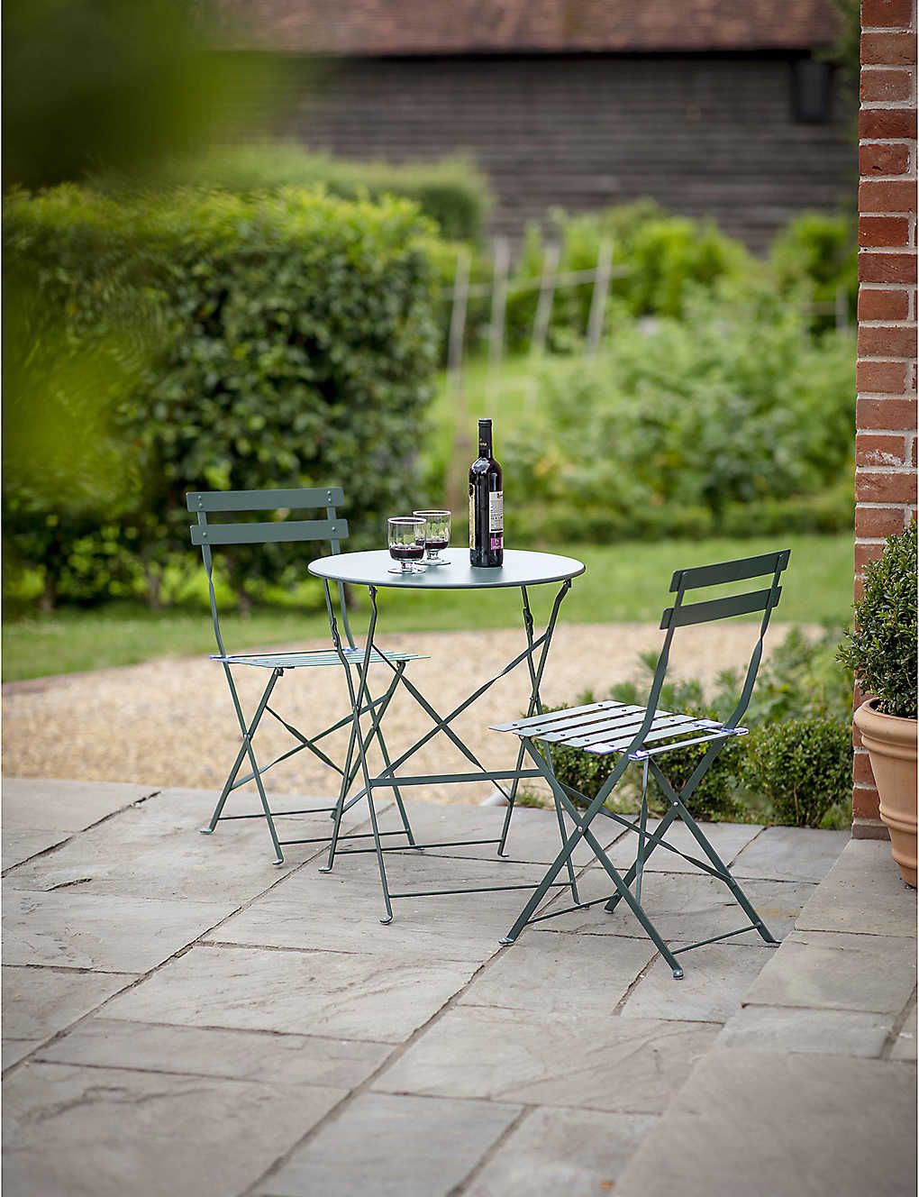 green garden bistro set