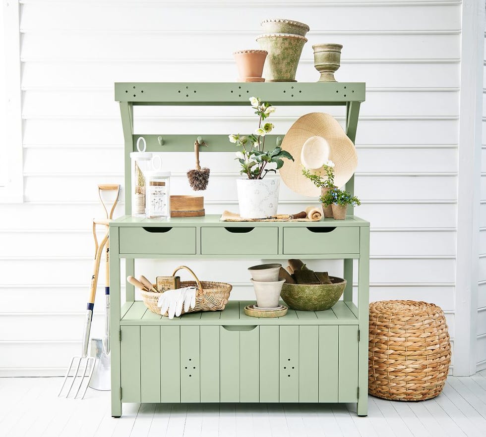 Potting Station