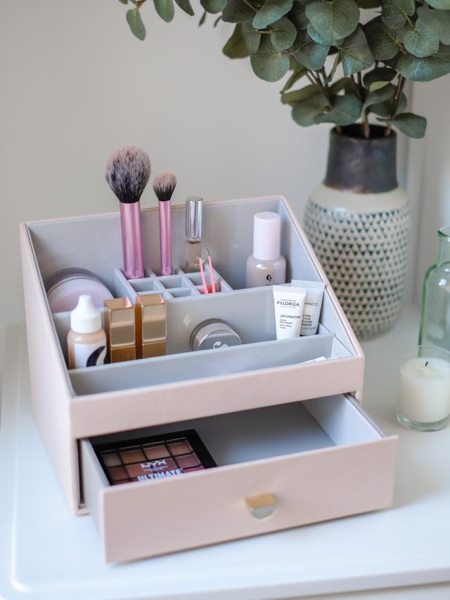 Viva Large Cosmetic Organizer with Removable Mirror