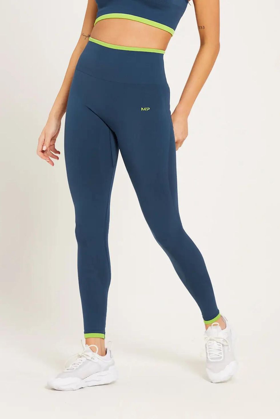 What Is the Difference Between Seamless Leggings and Leggings? – GymWear UK