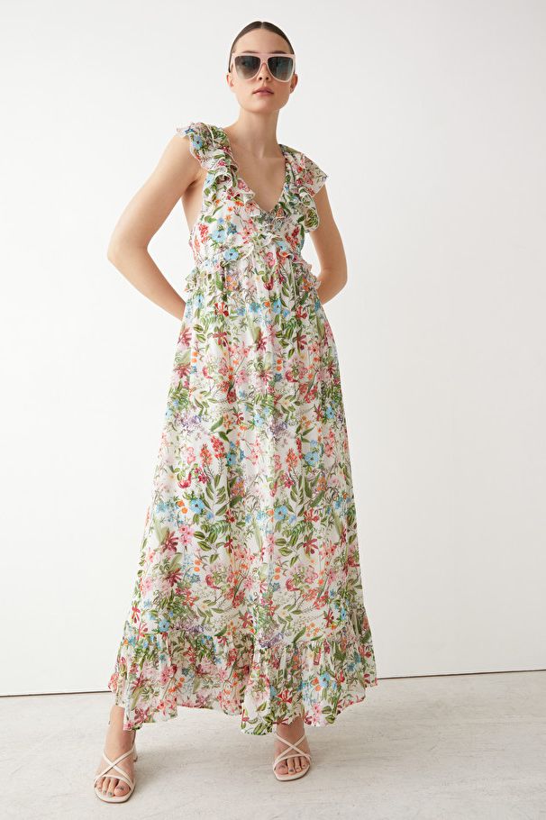 Best Floral Dresses 2023: 56 Mood-Boosting Floral Dresses to Shop