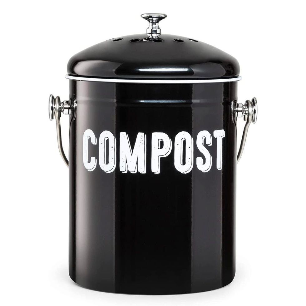 I Found a Countertop Compost Bin That Really, Truly Traps Any Bad